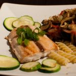 Wildlachs mit Gemuese und Nudeln (Kexi)